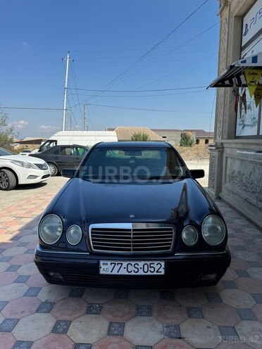 Mercedes E 240 1998, 320,000 km - 2.4 l - Şəmkir
