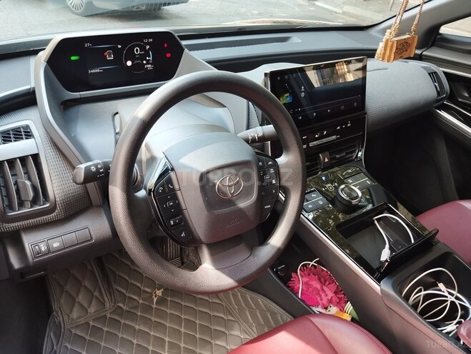 Toyota bZ4X 2023, 34,800 km - 0.0 l - Bakı