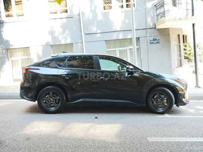 Toyota bZ4X 2023, 34,800 km - 0.0 l - Bakı