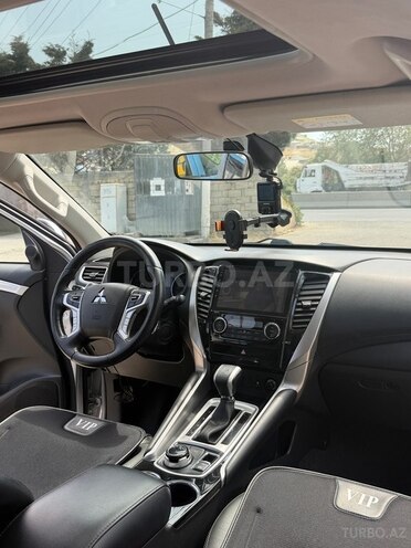 Mitsubishi Pajero Sport 2019, 101,500 km - 3.0 л - Bakı