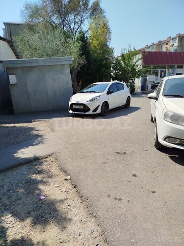 Toyota Aqua 2019, 223,000 km - 1.5 l - Bakı