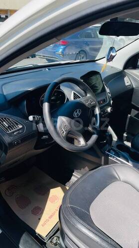 Hyundai ix35 2010, 223,500 km - 2.0 l - Bakı