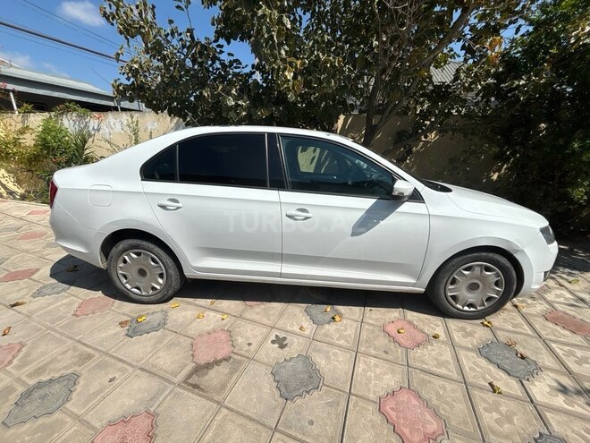 Skoda Rapid 2019, 209,600 km - 1.6 l - Bakı