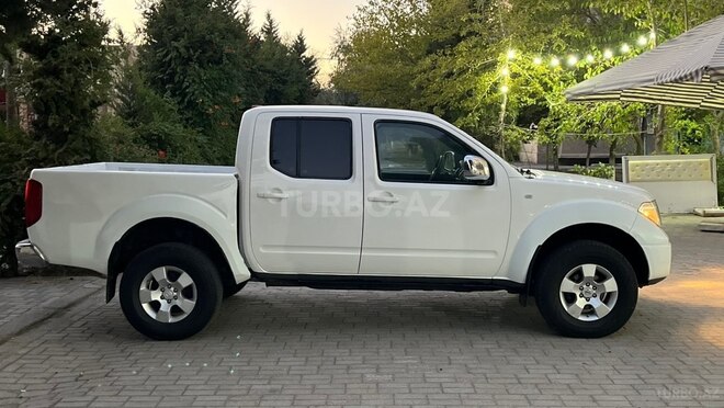 Nissan Navara 2008, 255,000 km - 2.5 l - Sumqayıt
