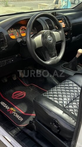 Nissan Navara 2008, 255,000 km - 2.5 l - Sumqayıt