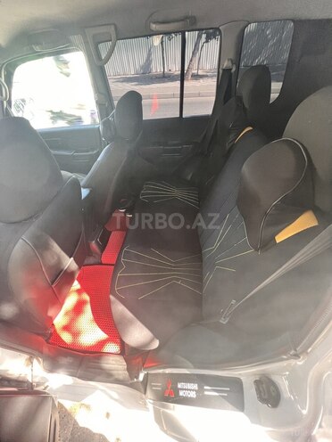 Mitsubishi Pajero io 2002, 236,000 km - 2.0 l - Bakı