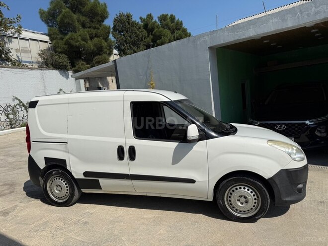 Fiat Doblo 2011, 250,000 km - 1.3 l - Bakı