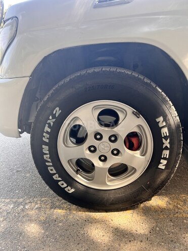 Mitsubishi Pajero io 2002, 236,000 km - 2.0 l - Bakı