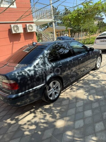 BMW 525 2001, 350,000 km - 2.5 l - Bakı