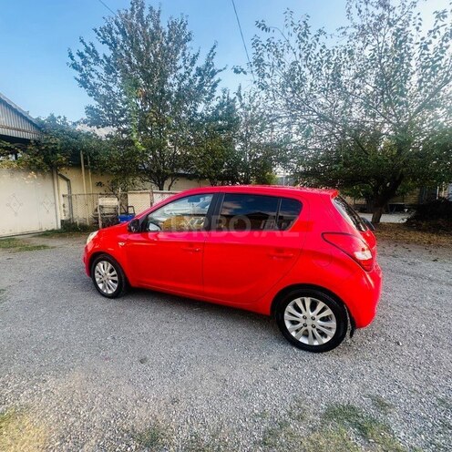 Hyundai i20 2011, 142,000 km - 1.6 l - İsmayıllı