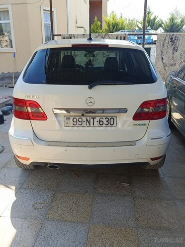 Mercedes B 180 2010, 217,000 km - 1.7 l - Bakı