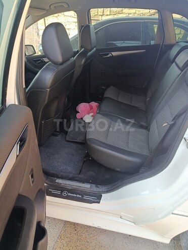 Mercedes B 180 2010, 217,000 km - 1.7 l - Bakı