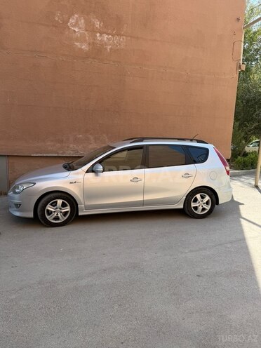 Hyundai i30 2011, 412,000 km - 1.6 l - Bakı