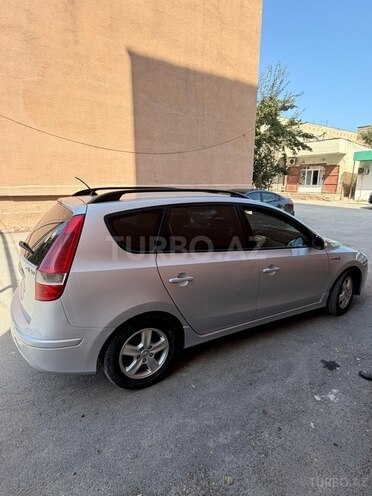 Hyundai i30 2011, 412,000 km - 1.6 l - Bakı