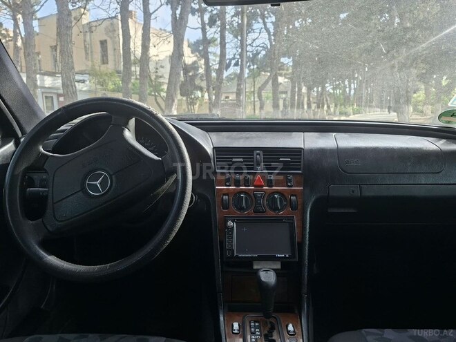 Mercedes C 220 1998, 360,000 km - 2.2 l - Sumqayıt