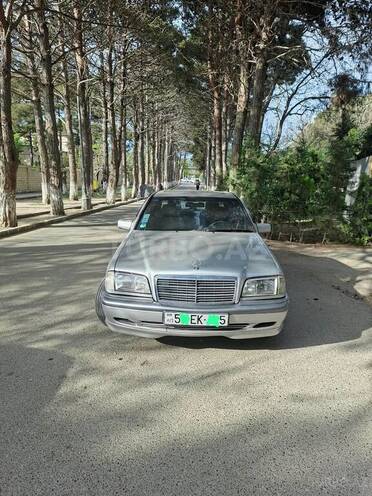 Mercedes C 220 1998, 360,000 km - 2.2 l - Sumqayıt