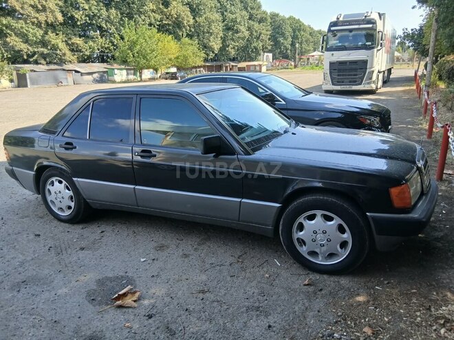 Mercedes 190 1992, 389,400 km - 2.3 l - Masallı