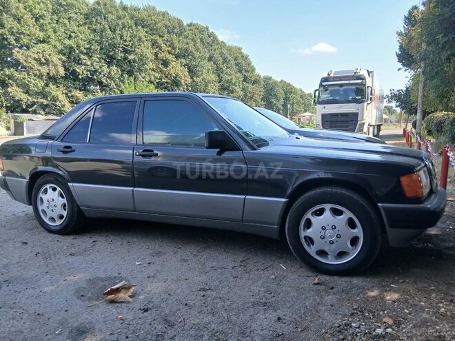 Mercedes 190 1992, 389,400 km - 2.3 l - Masallı