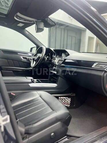 Mercedes E 220 2015, 299,000 km - 2.1 l - Sumqayıt