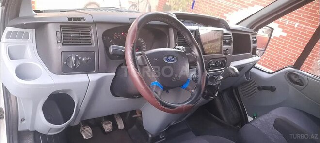 Ford Transit 2008, 285,000 km - 2.4 л - Saatlı