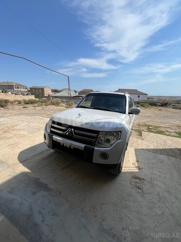 Mitsubishi Pajero 2007, 203,000 km - 3.0 л - Bakı