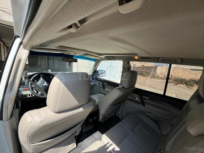 Mitsubishi Pajero 2007, 203,000 km - 3.0 л - Bakı