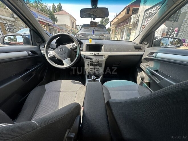 Opel Astra 2009, 216,000 km - 1.7 l - Bakı