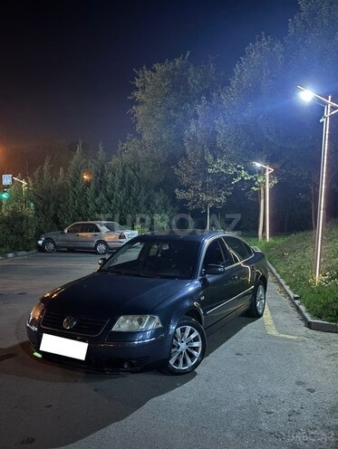 Volkswagen Passat 2003, 474,756 km - 2.8 l - İmişli