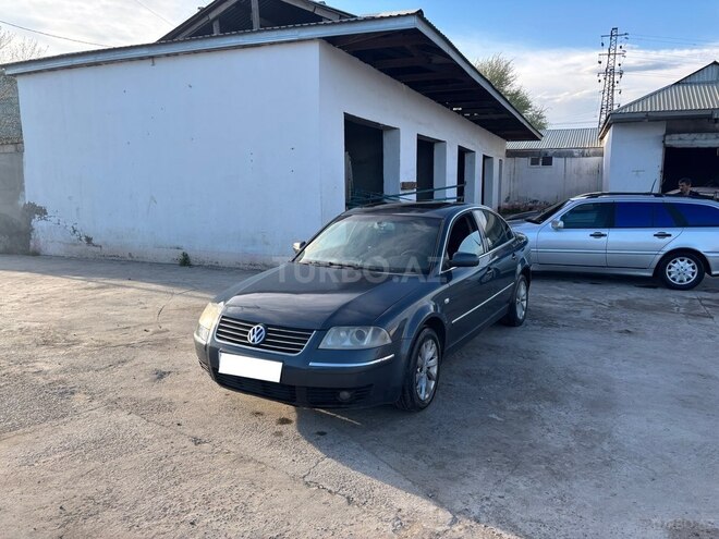 Volkswagen Passat 2003, 474,756 km - 2.8 l - İmişli