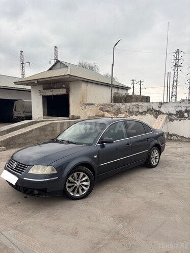 Volkswagen Passat 2003, 474,756 km - 2.8 l - İmişli