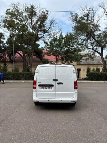 Mercedes Vito 2020, 182,000 km - 1.8 l - Bakı