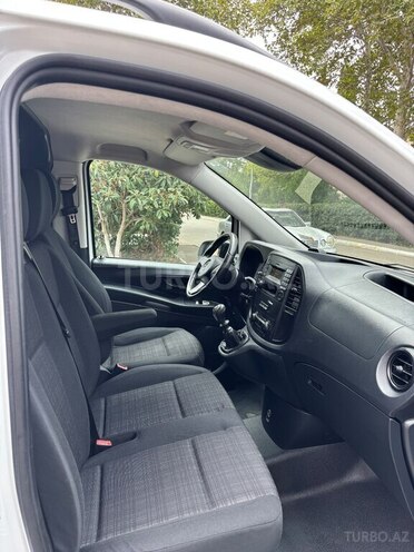 Mercedes Vito 2020, 182,000 km - 1.8 l - Bakı