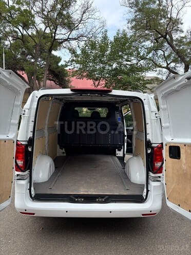 Mercedes Vito 2020, 182,000 km - 1.8 l - Bakı