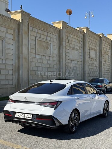 Hyundai Elantra 2025, 13,500 km - 1.5 л - Bakı