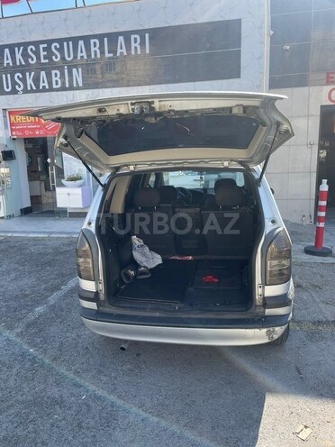Opel Zafira 2004, 350,469 km - 2.2 l - Sumqayıt