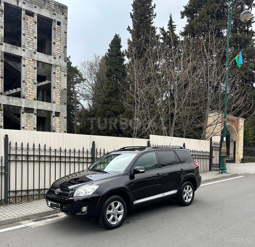 Toyota RAV4 2009, 142,000 km - 2.4 л - Qəbələ