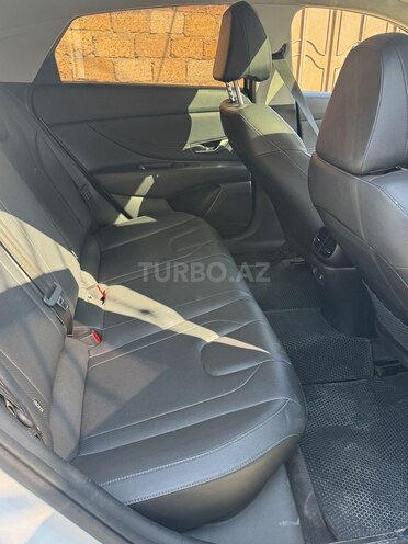 Hyundai Elantra 2025, 75,000 km - 1.5 l - Bakı