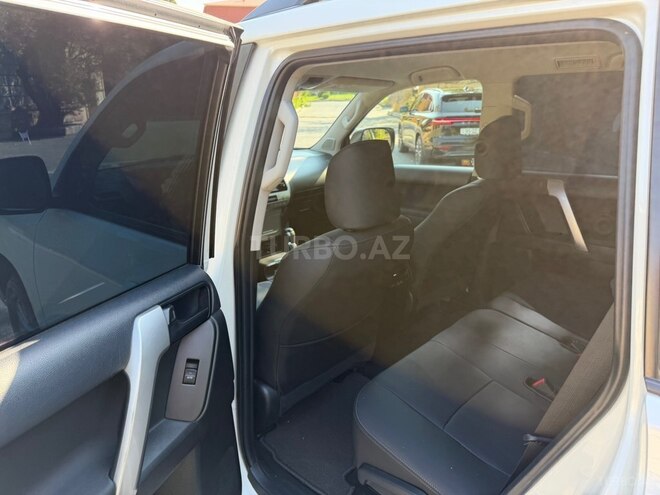 Toyota Land Cruiser Prado 2017, 41,600 km - 2.7 l - Bakı