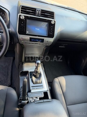 Toyota Land Cruiser Prado 2017, 41,600 km - 2.7 l - Bakı