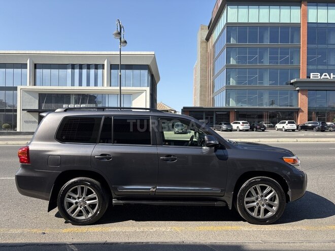 Toyota Land Cruiser 2013, 66,944 km - 4.6 l - Bakı