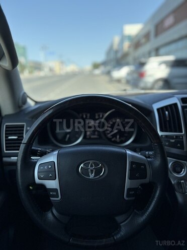 Toyota Land Cruiser 2013, 66,944 km - 4.6 l - Bakı
