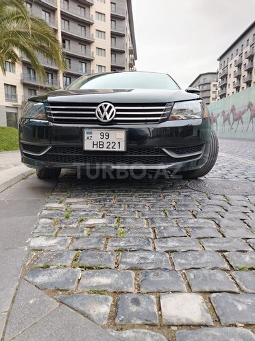 Volkswagen Passat 2012, 240,000 km - 2.5 l - Qusar
