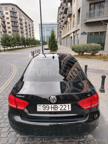 Volkswagen Passat 2012, 240,000 km - 2.5 l - Qusar