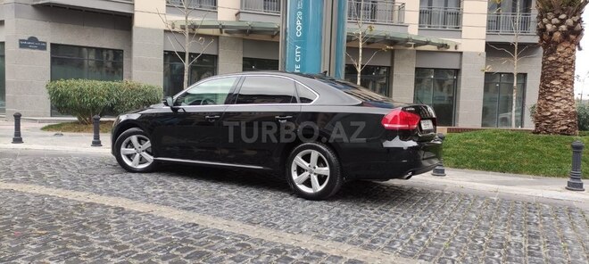 Volkswagen Passat 2012, 240,000 km - 2.5 l - Qusar