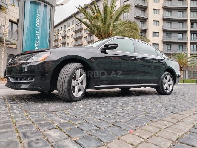 Volkswagen Passat 2012, 240,000 km - 2.5 l - Qusar