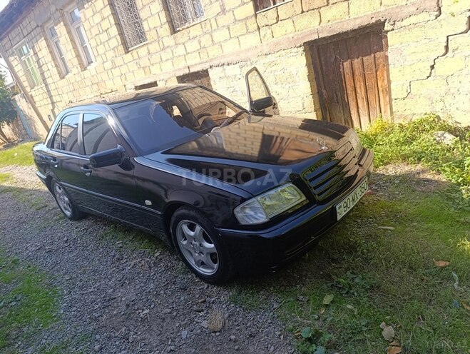 Mercedes C 230 1999, 150,000 km - 2.3 л - Qəbələ