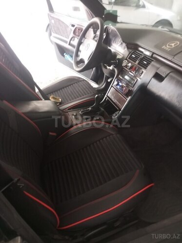 Mercedes E 280 1997, 300,000 km - 2.8 l - Bakı
