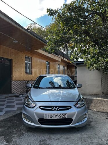 Hyundai Accent 2014, 130,000 km - 1.6 l - Göygöl
