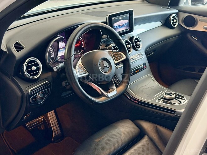 Mercedes GLC 300 4MATIC Coupe 2018, 45,000 km - 2.0 l - Bakı