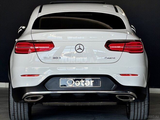 Mercedes GLC 300 4MATIC Coupe 2018, 45,000 km - 2.0 l - Bakı